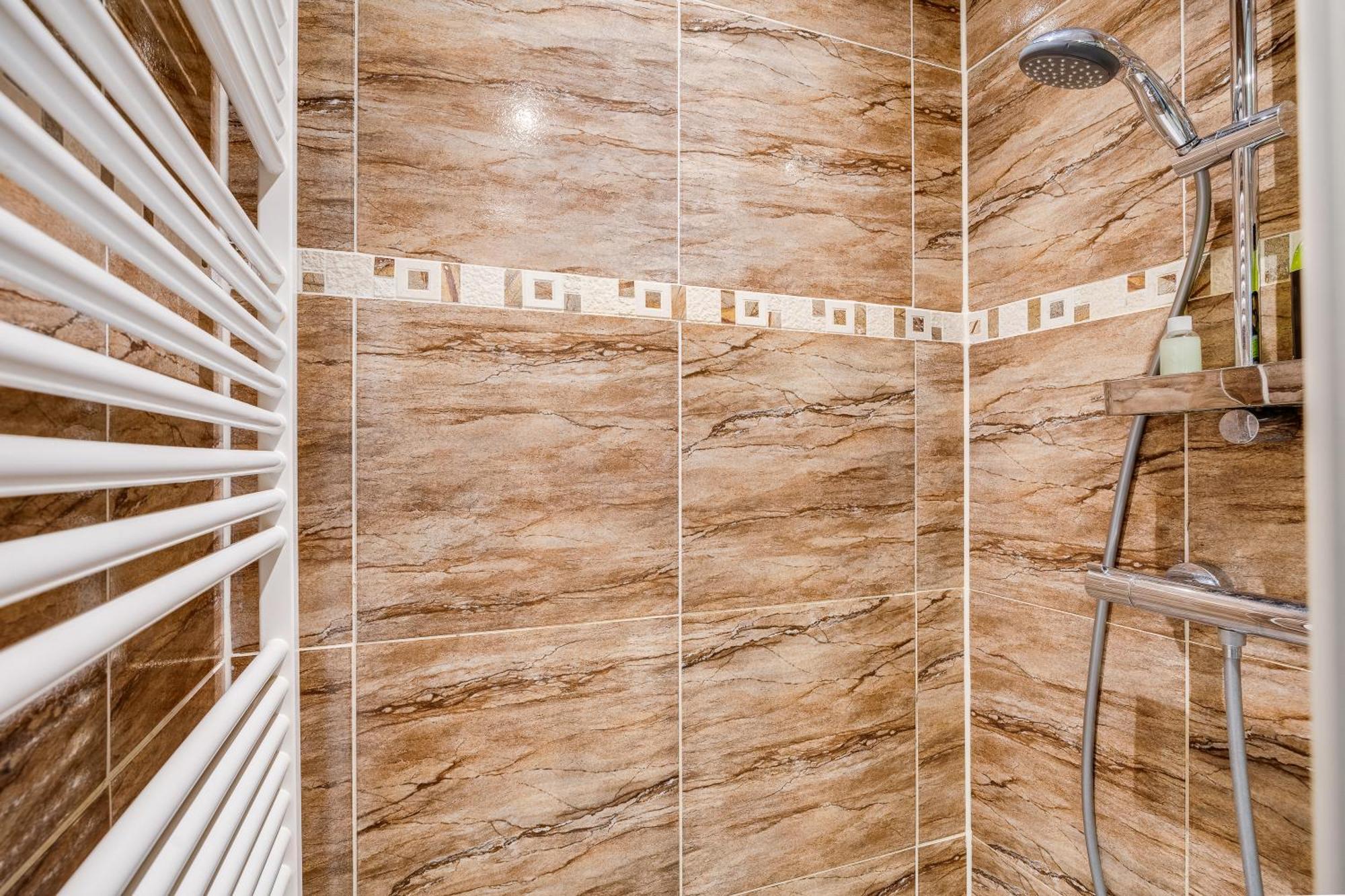 Luxe Wellness Apartment Apeldoorn With Jacuzzi And Sauna Exteriör bild