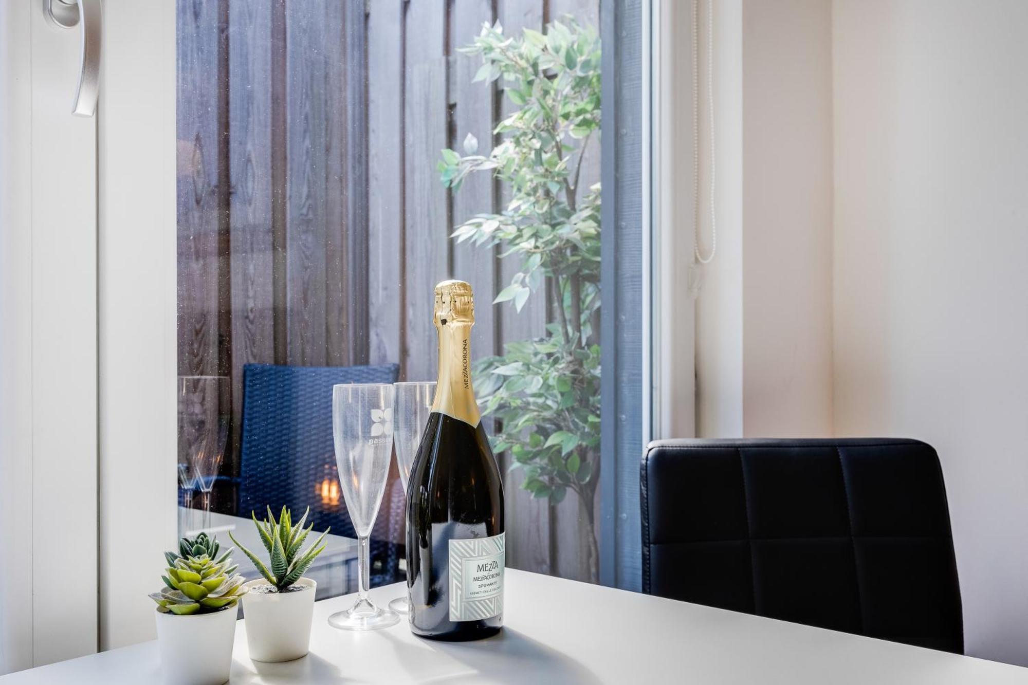 Luxe Wellness Apartment Apeldoorn With Jacuzzi And Sauna Exteriör bild